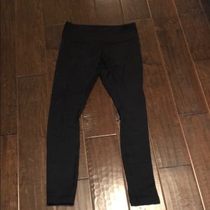 Black lululemon leggings
